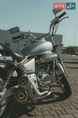 Мотоцикл Круизер Honda Magna 250 2001 в  фото 7 Мотоцикл Круизер Honda Magna 250 2001 в