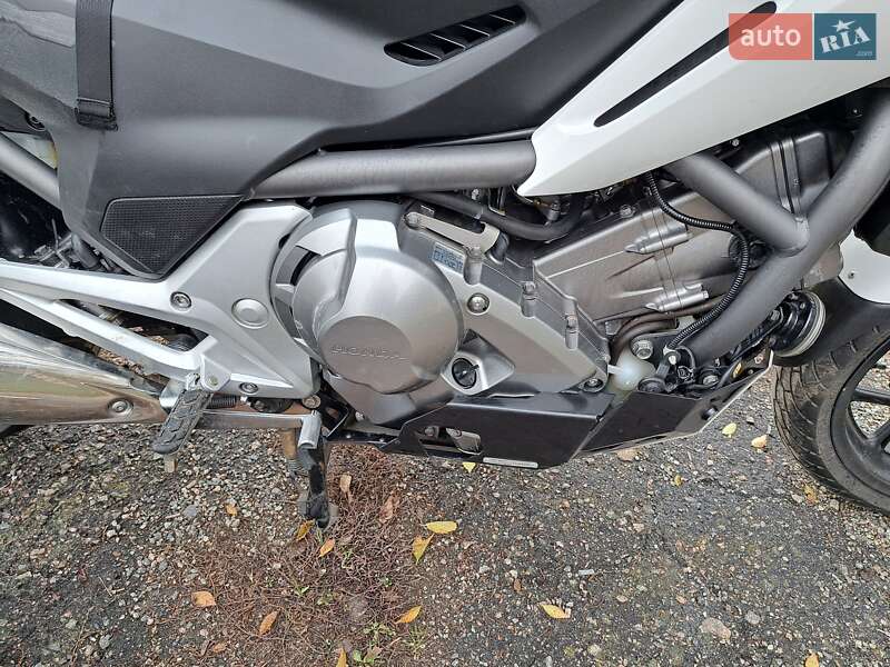 Грузовые мотороллеры, мотоциклы, скутеры, мопеды Honda NC 700S 2013 в Желтых Водах фото 7 Грузовые мотороллеры, мотоциклы, скутеры, мопеды Honda NC 700S 2013 в Желтых Водах