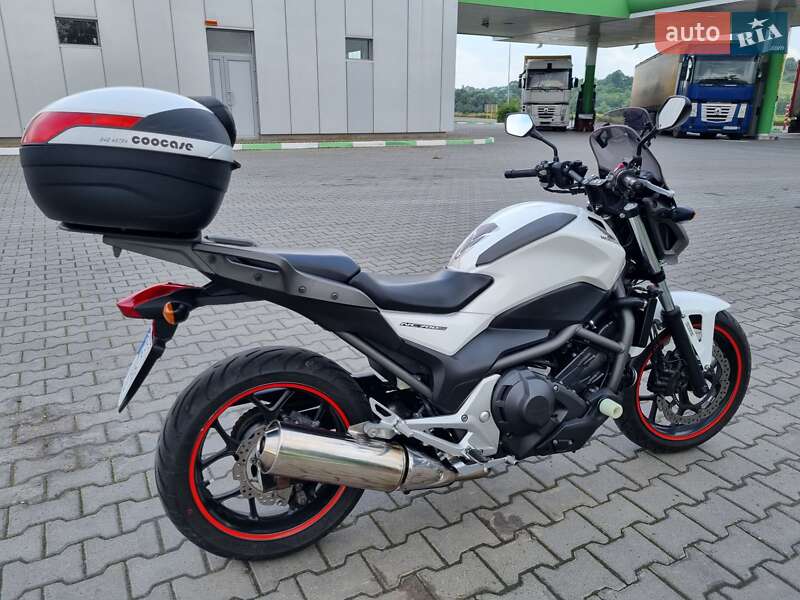 Мотоцикл Багатоцільовий (All-round) Honda NC 700S 2014 в Чернівцях