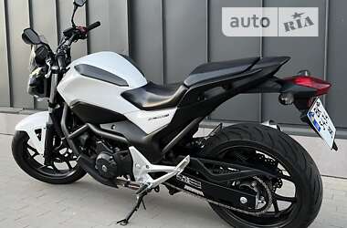 Мотоцикл Без обтікачів (Naked bike) Honda NC 700S 2012 в Києві