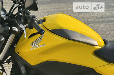 Мотоцикл Без обтекателей (Naked bike) Honda NC 700S 2015 в Борщеве