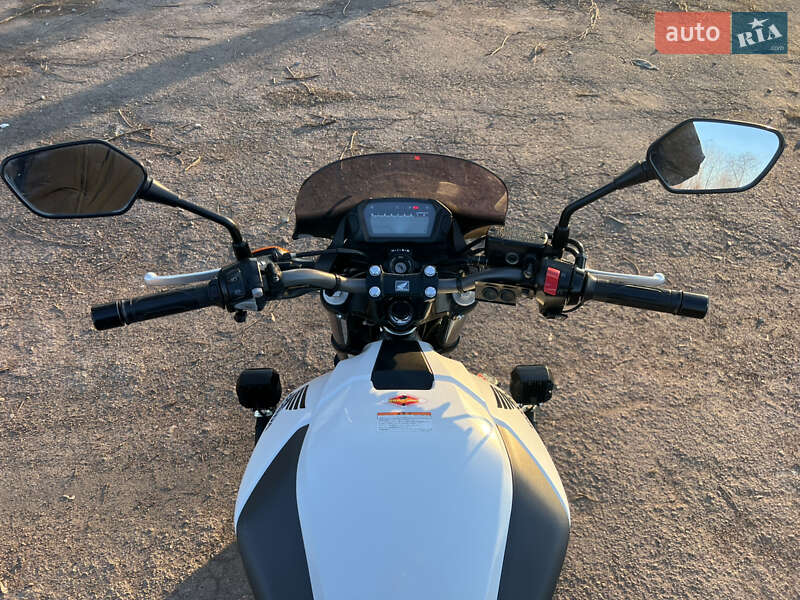 Мотоцикл Без обтекателей (Naked bike) Honda NC 700S 2012 в Чернигове
