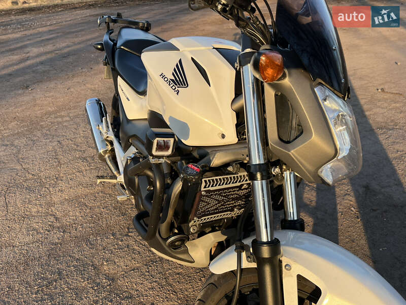 Мотоцикл Без обтекателей (Naked bike) Honda NC 700S 2012 в Чернигове