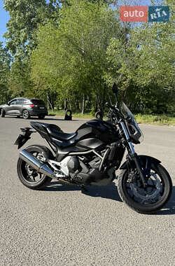 Мотоцикл Без обтекателей (Naked bike) Honda NC 700S 2013 в Днепре
