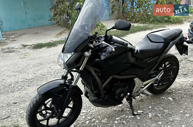 Мотоцикл Туризм Honda NC 700S 2013 в 