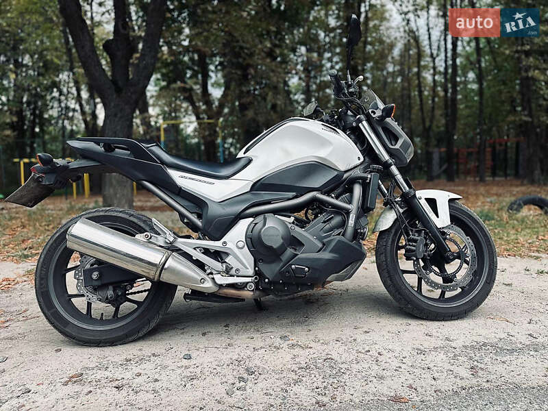Мотоцикл Классик Honda NC 700S 2013 в Киеве