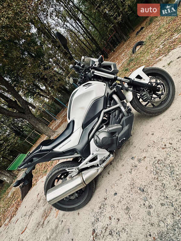 Мотоцикл Классик Honda NC 700S 2013 в Киеве