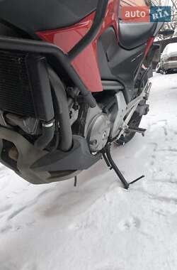 Мотоцикл Спорт-туризм Honda NC 700X 2012 в 