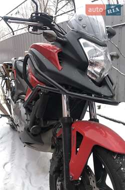 Мотоцикл Спорт-туризм Honda NC 700X 2012 в 