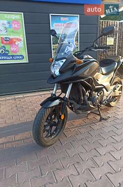 Мотоцикл Туризм Honda NC 700X 2015 в 