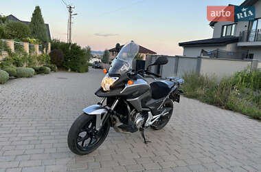 Мотоцикл Многоцелевой (All-round) Honda NC 700X 2014 в 