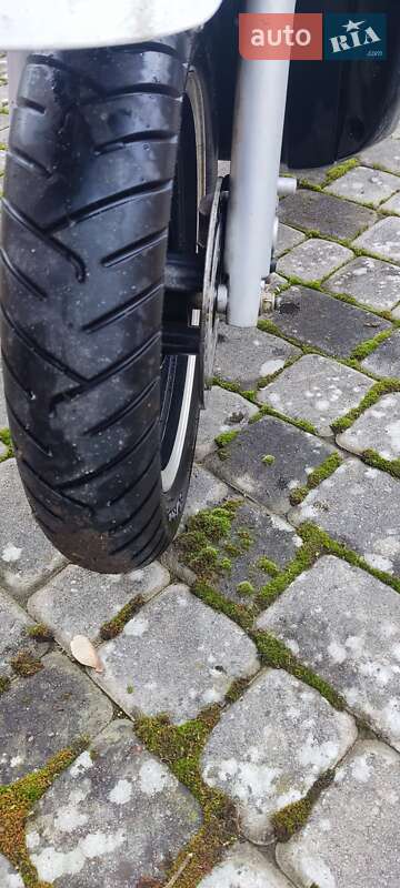 Скутер Honda NC 700X 2017 в Ужгороді фото 3 Скутер Honda NC 700X 2017 в Ужгороді