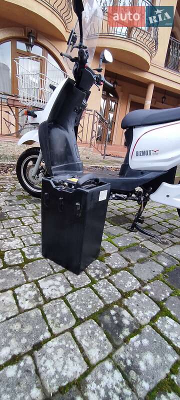 Скутер Honda NC 700X 2017 в Ужгороді фото 2 Скутер Honda NC 700X 2017 в Ужгороді