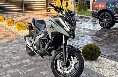 Мотоцикл Внедорожный (Enduro) Honda NC 700X 2022 в Умани