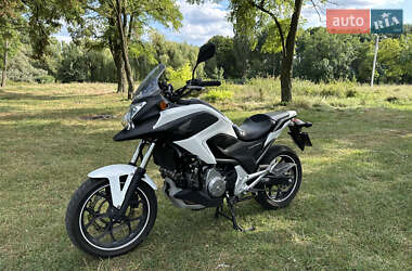 Мотоцикл Туризм Honda NC 700XA 2012 в 