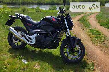 Мотоцикл Без обтекателей (Naked bike) Honda NC 750S 2016 в Голованевске