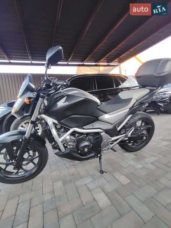 Honda NC 750S 2018