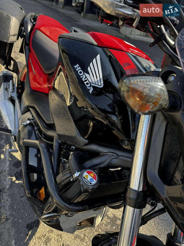 Мотоцикл Без обтекателей (Naked bike) Honda NC 750S 2017 в Одессе фото 9 Мотоцикл Без обтекателей (Naked bike) Honda NC 750S 2017 в Одессе