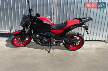 Мотоцикл Без обтекателей (Naked bike) Honda NC 750SA 2016 в Одессе