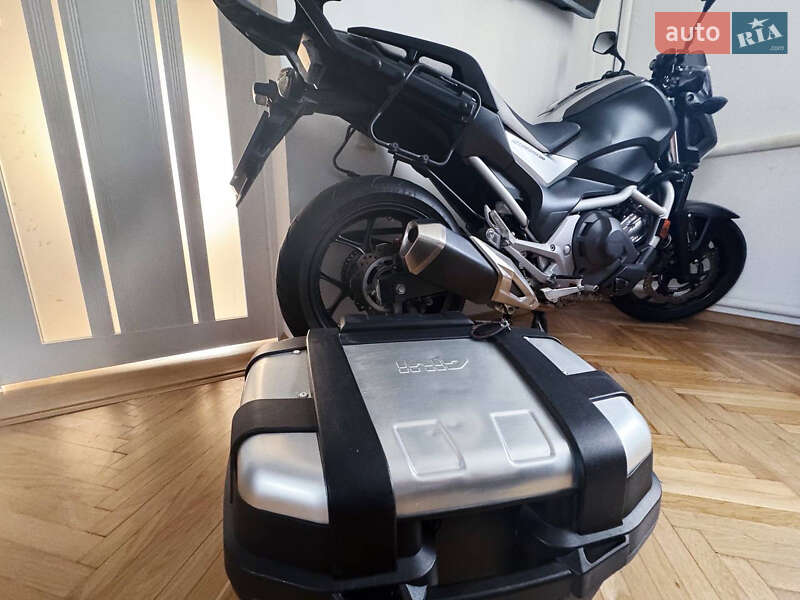 Мотоцикл Спорт-туризм Honda NC 750SD 2017 в Буську