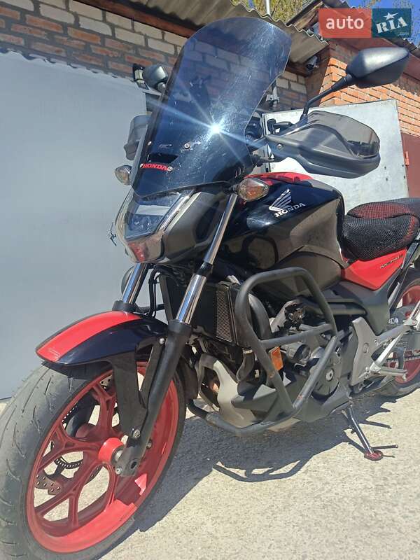 Мотоцикл Без обтекателей (Naked bike) Honda NC 750SD 2016 в Кропивницком