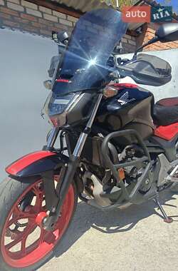 Мотоцикл Без обтекателей (Naked bike) Honda NC 750SD 2016 в 