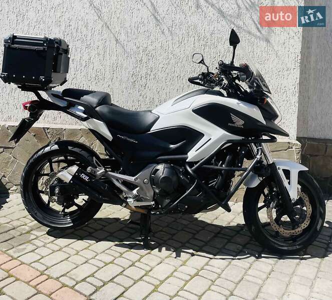 Honda NC 750X 2015