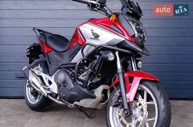 Мотоцикл Туризм Honda NC 750X 2017 в 
