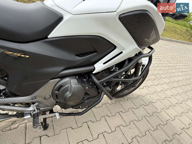 Мотоцикл Многоцелевой (All-round) Honda NC 750X 2016 в Ровно