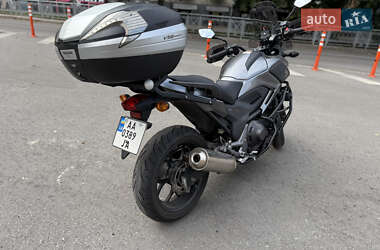 Мотоцикл Спорт-туризм Honda NC 750X 2014 в 