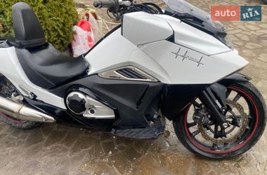 Мотоцикл Круизер Honda NM4 Vultus 2015 в Киеве