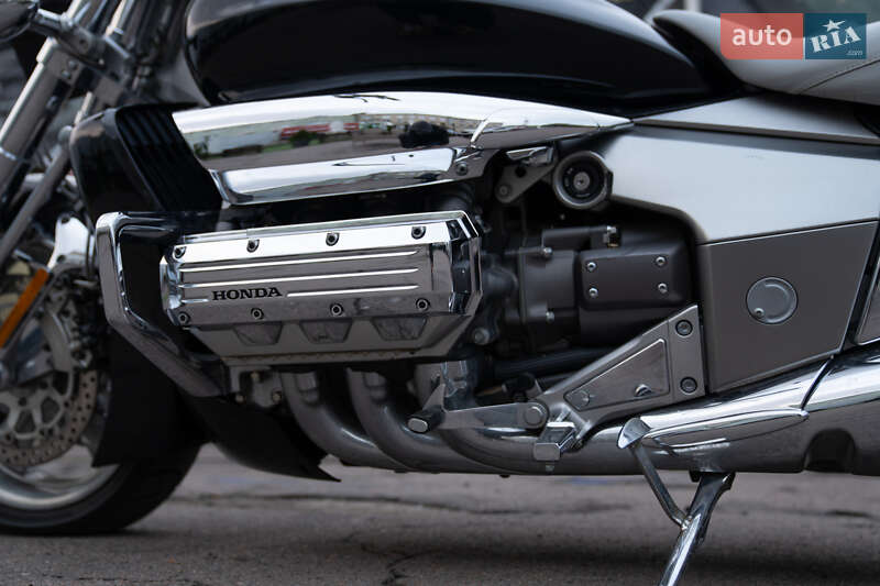 Мотоцикл Круизер Honda NRX 1800 Valkyrie 2004 в Киеве