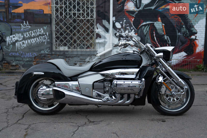 Мотоцикл Круизер Honda NRX 1800 Valkyrie 2004 в Киеве