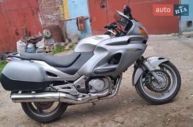 Мотоцикл Спорт-туризм Honda NT 650V Deauville 2003 в 