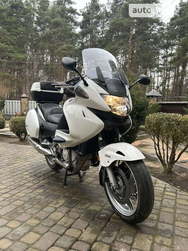 Honda NT 700V 2012