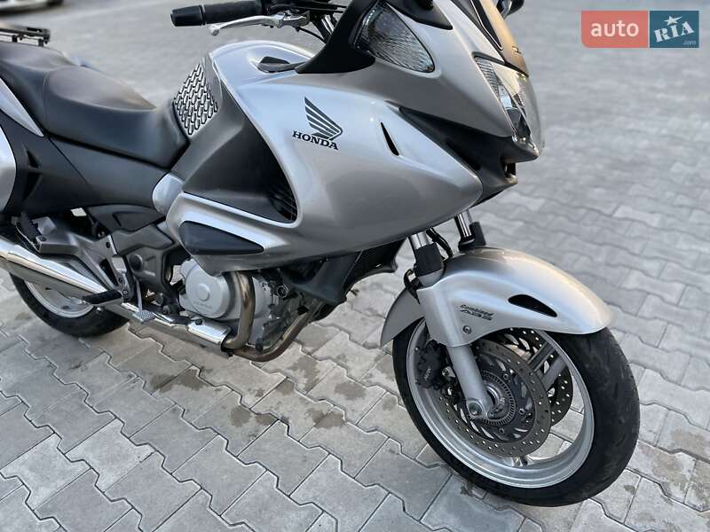 Мотоцикл Туризм Honda NT 700V 2010 в Львове