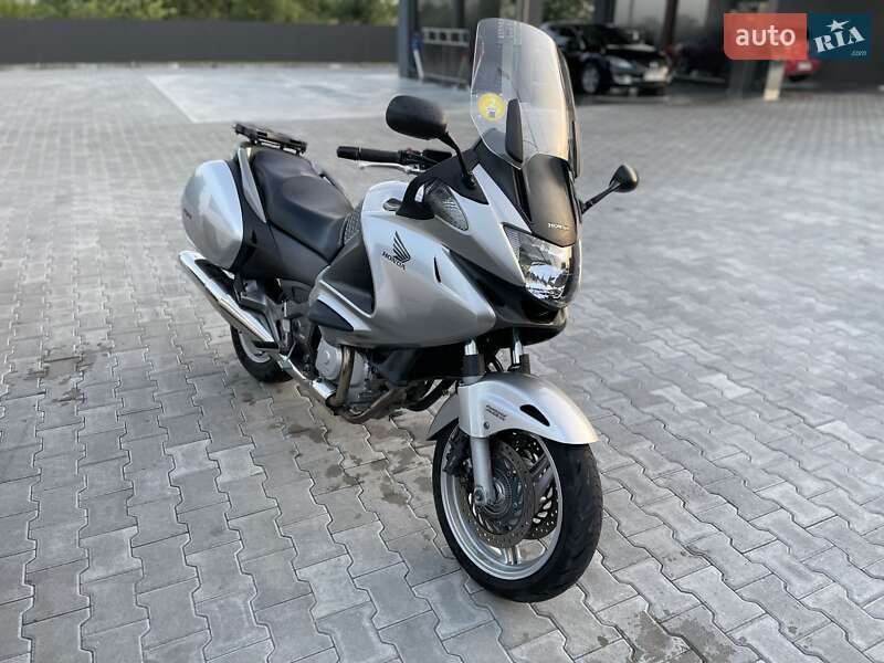 Мотоцикл Туризм Honda NT 700V 2010 в Львове