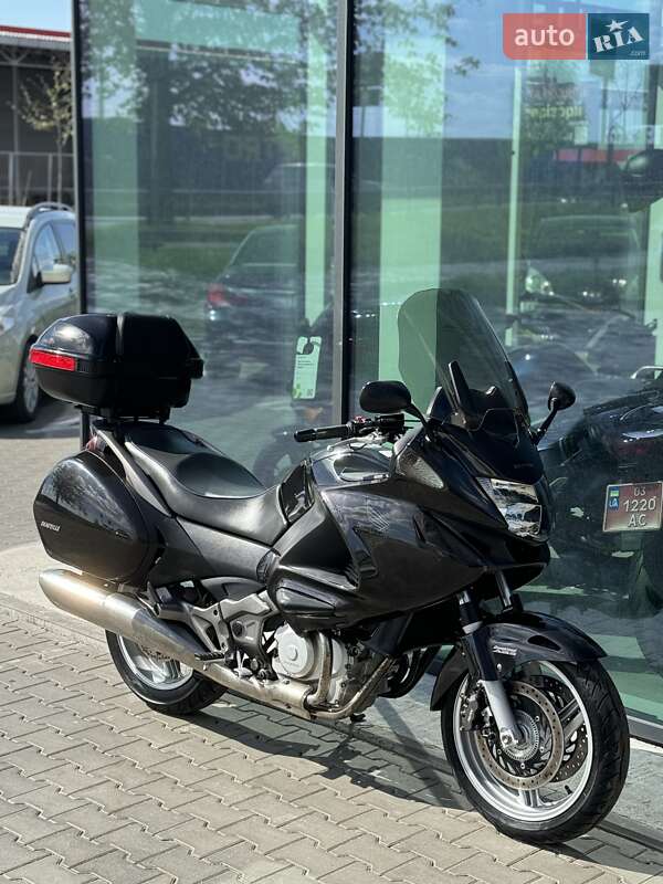 Мотоцикл Туризм Honda NT 700V 2006 в Ровно