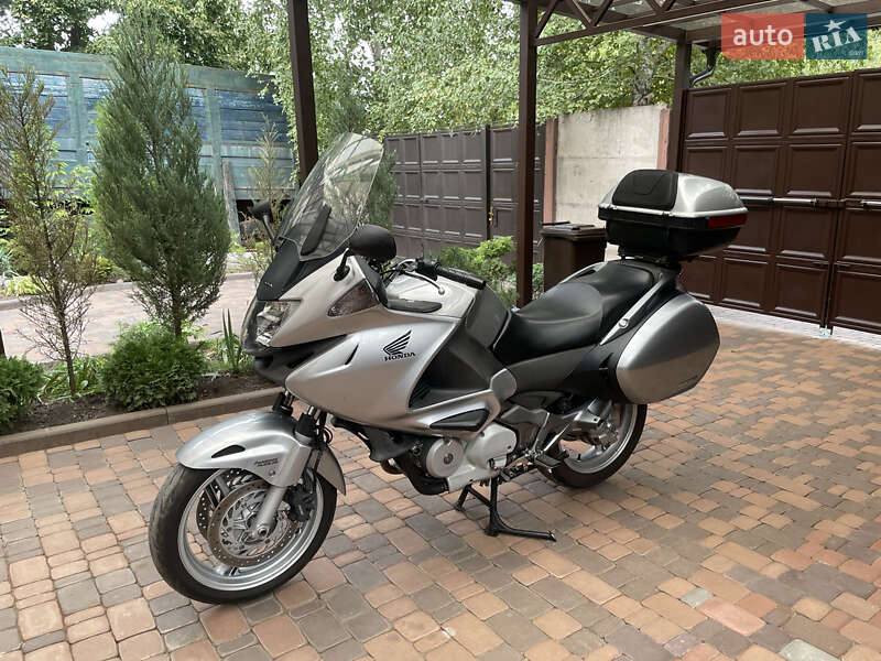 Honda NT 700V 2010