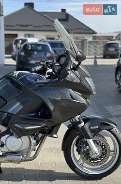 Мотоцикл Спорт-туризм Honda NT 700V 2006 в 