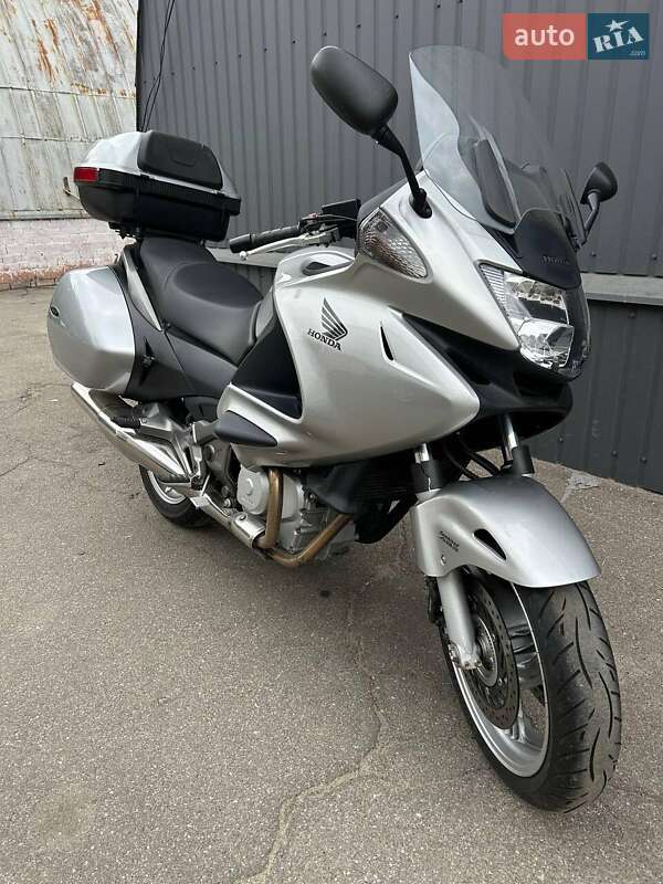 Мотоцикл Туризм Honda NT 700V 2011 в Чернигове