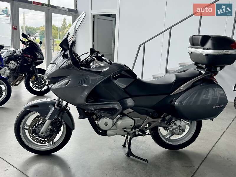 Мотоцикл Круизер Honda NT 700V 2006 в Хмельницком