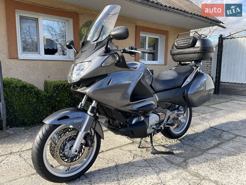 Honda NT 700V 2006 Honda NT 700V 2006