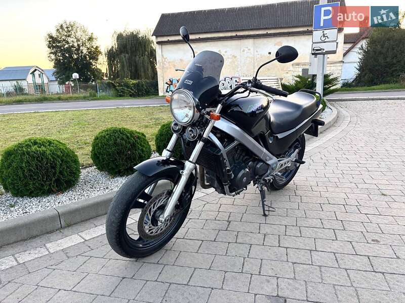 Мотоцикл Классик Honda NTV 650 (Revere) 1993 в Дрогобыче
