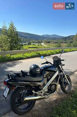 Мотоцикл Классік Honda NTV 650 (Revere) 1993 в 