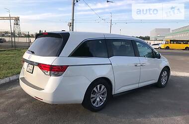 Минивэн Honda Odyssey 2016 в Киеве