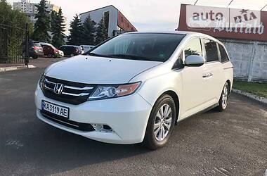 Минивэн Honda Odyssey 2016 в Киеве