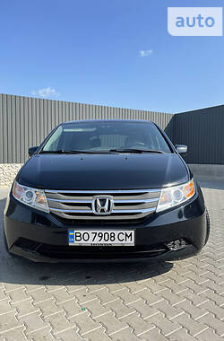 Минивэн Honda Odyssey 2012 в Тернополе