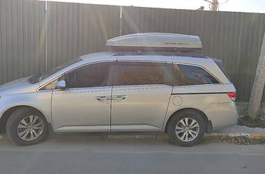 Минивэн Honda Odyssey 2014 в Вишневом
