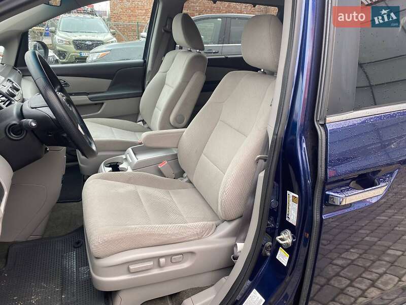 Мінівен Honda Odyssey 2016 в Львові
